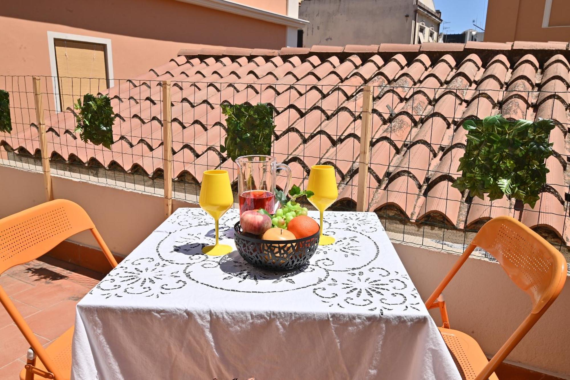 Izzhome Full Center Terrace Cagliari Luaran gambar